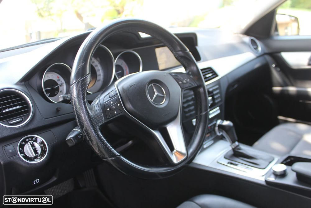 Mercedes-Benz C 220 Station CDI DPF Auto BlueEFFICIENCY Avantgarde - 13