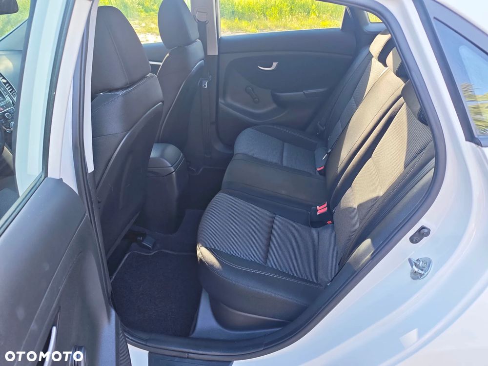 Hyundai i30 1.4 Trend - 29