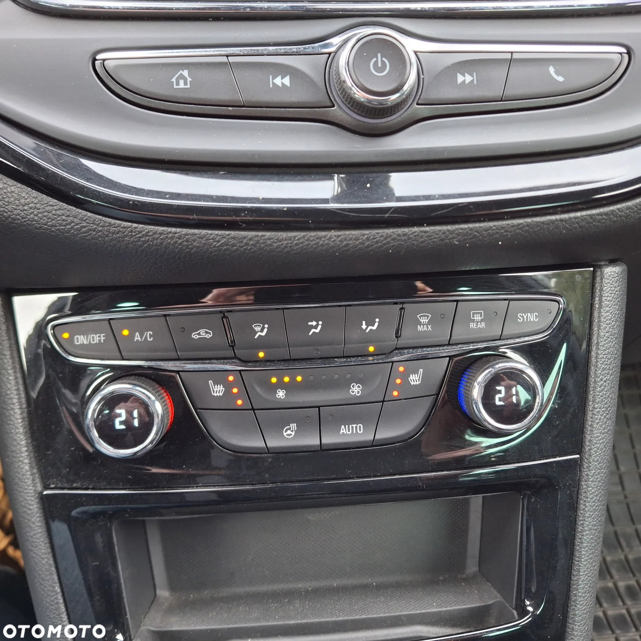 Opel Astra 1.4 Turbo Dynamic - 19
