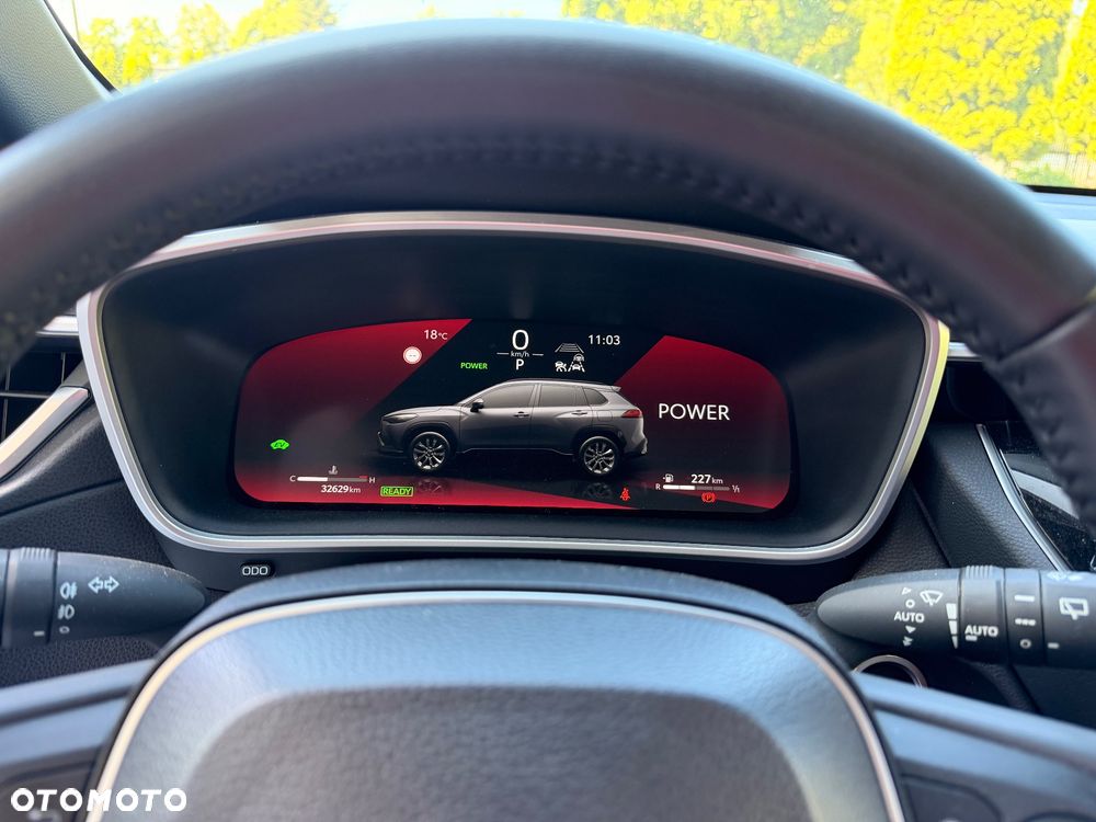 Toyota Corolla Cross 2.0 Hybrid Style AWD - 23