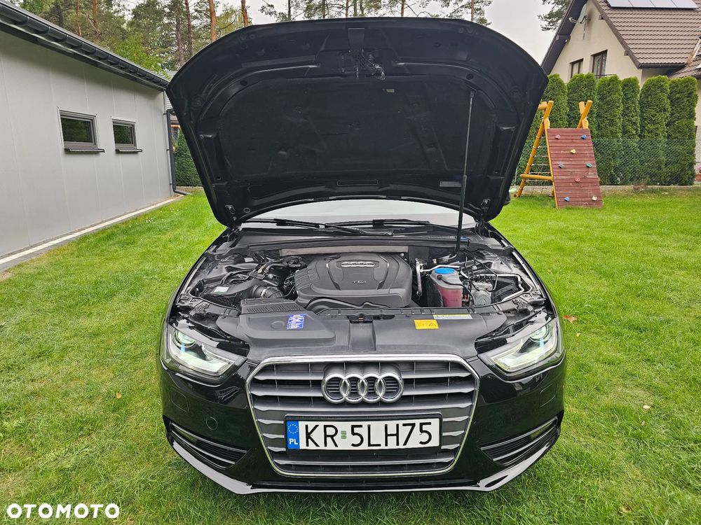 Audi A4 Avant 2.0 TDI - 16