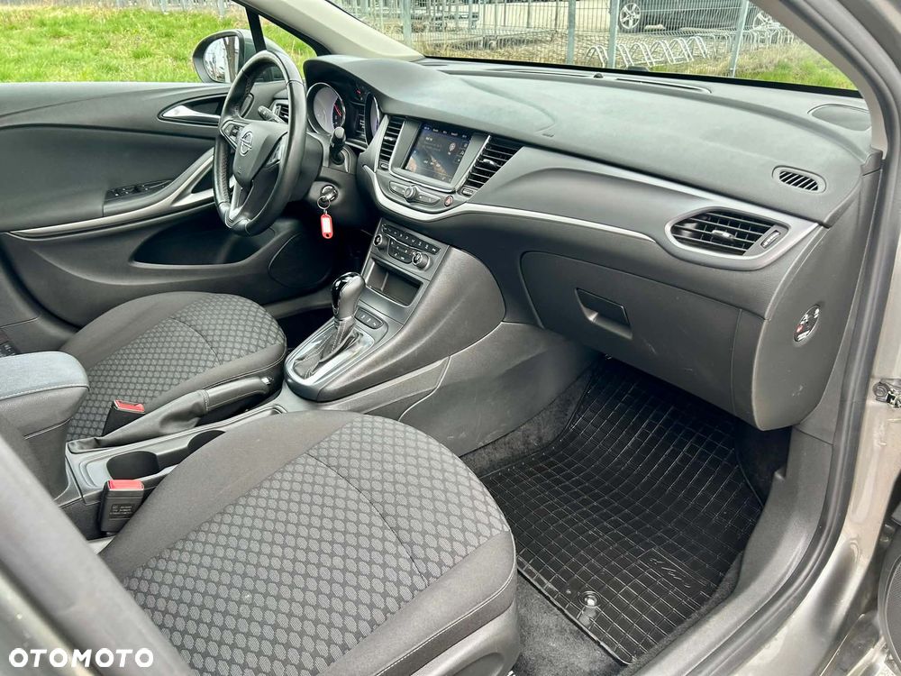 Opel Astra 1.5 D Start/Stop Automatik 2020 - 10