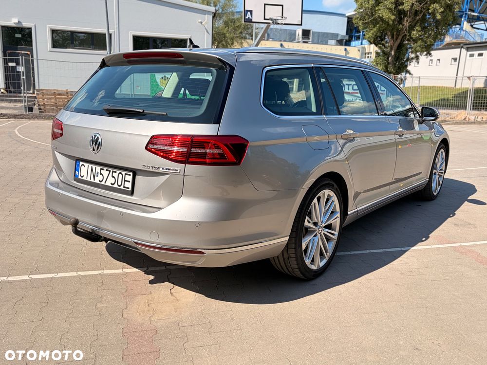 Volkswagen Passat 2.0 TDI (BlueMotion Technology) DSG Highline - 5