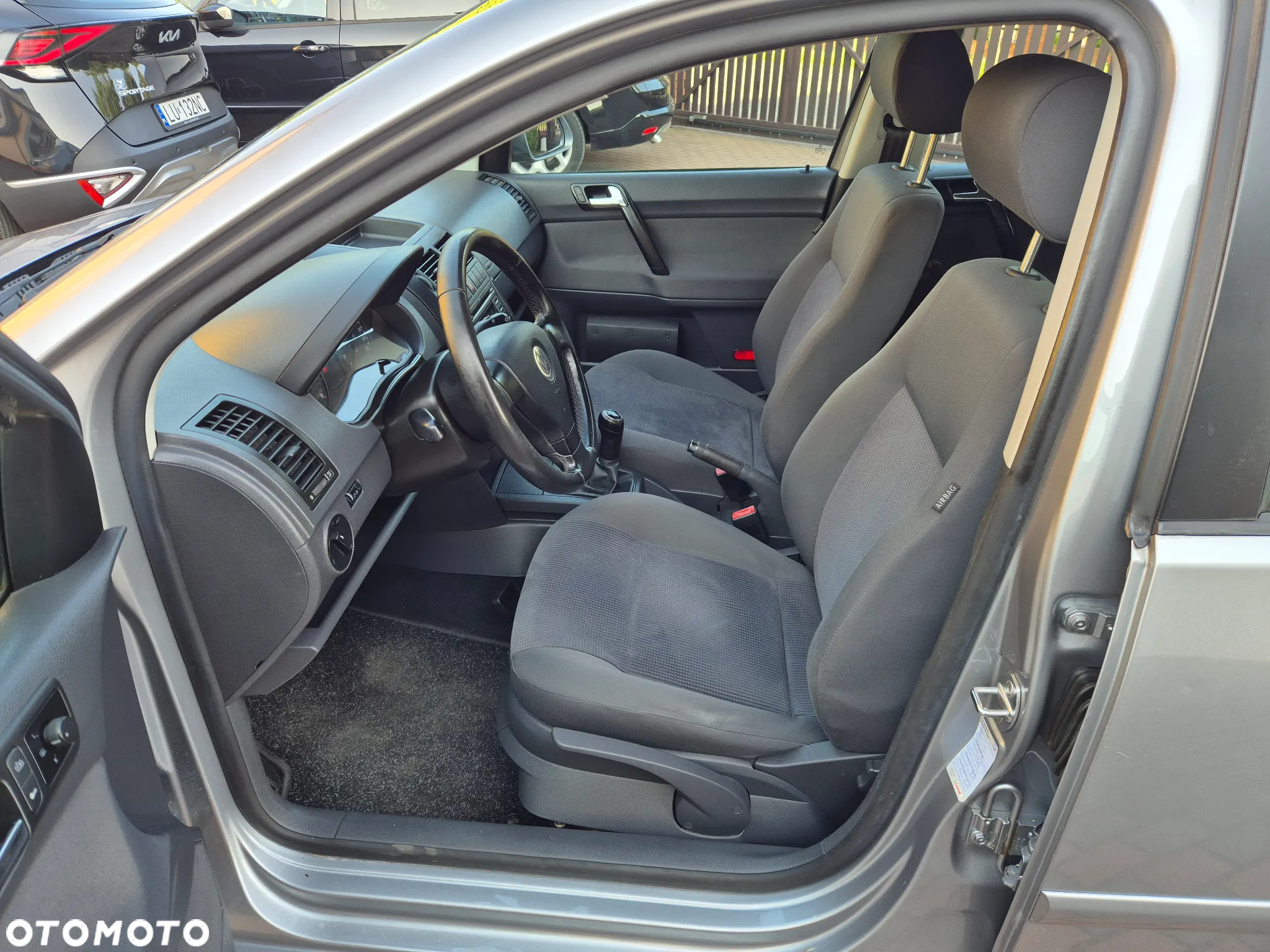 Volkswagen Polo 1.4 16V Sportline - 14
