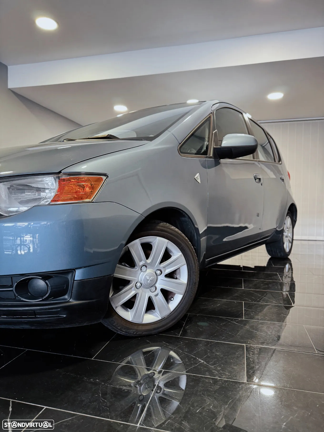 Mitsubishi Colt 1.1 Invite JLL - 6