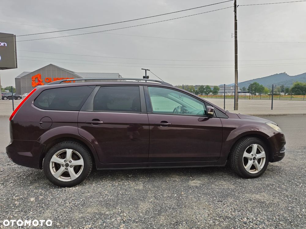 Ford Focus 2008 photo 2