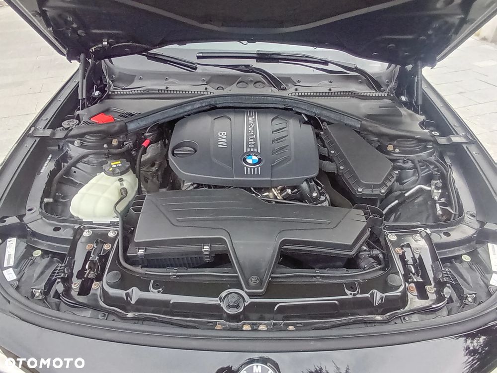 BMW 3GT 318d Sport Line - 35