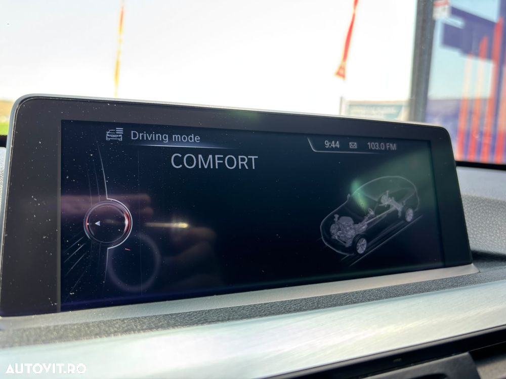 BMW Seria 3 318d Aut. Sport Line - 26