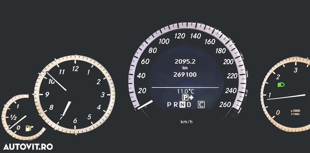 Mercedes-Benz E 220 CDI DPF BlueEFFICIENCY Automatik Elegance - 11