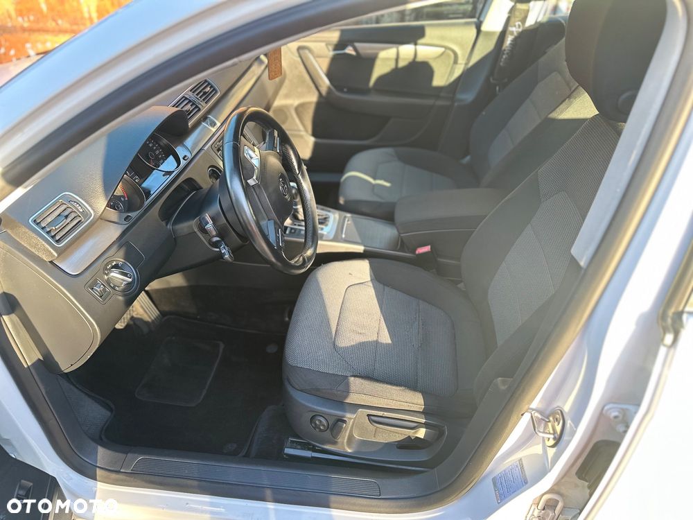 Volkswagen Passat 2.0 TDI DPF Comfortline DSG - 8