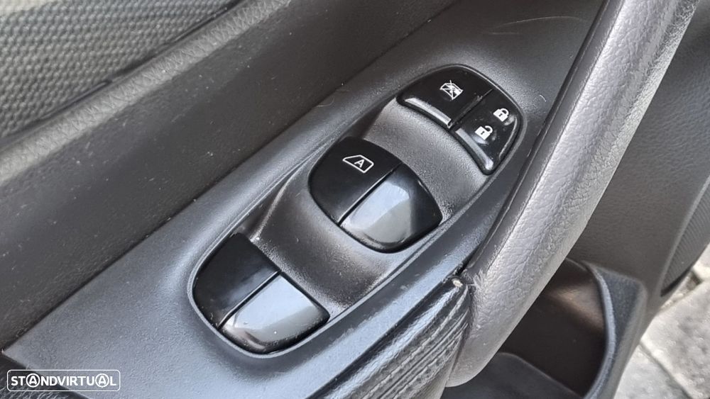 Nissan X-Trail 1.6 dCi 360 Xtronic - 26