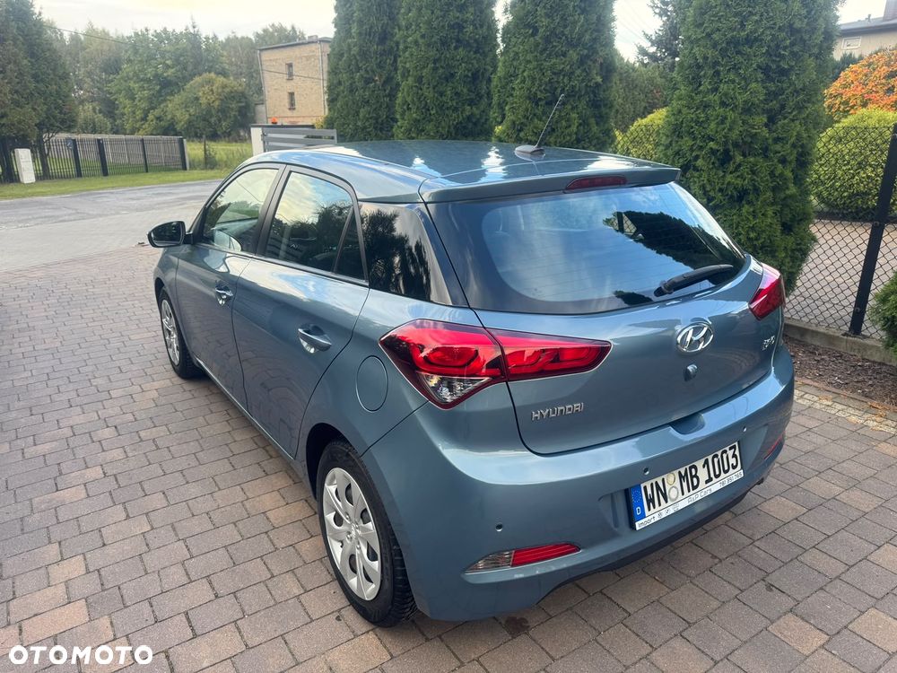 Hyundai i20 blue 1.2 YES!+ - 10