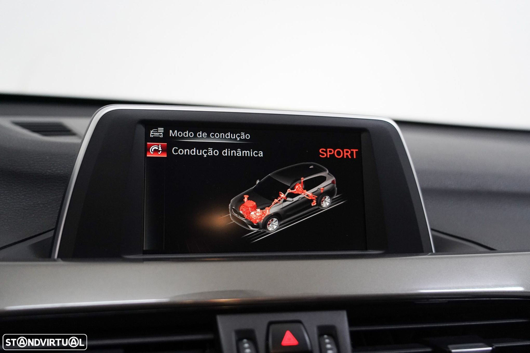 BMW X1 18 d sDrive Advantage - 12