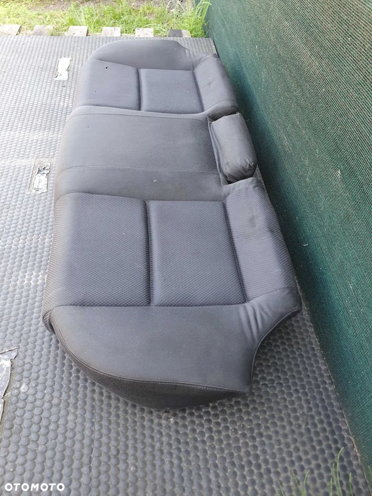 Fotele Fotel Kanapa Nieskladana Welur Czarne Soul Podlokietnik Audi A4 B6 Sedan Komplet - 39