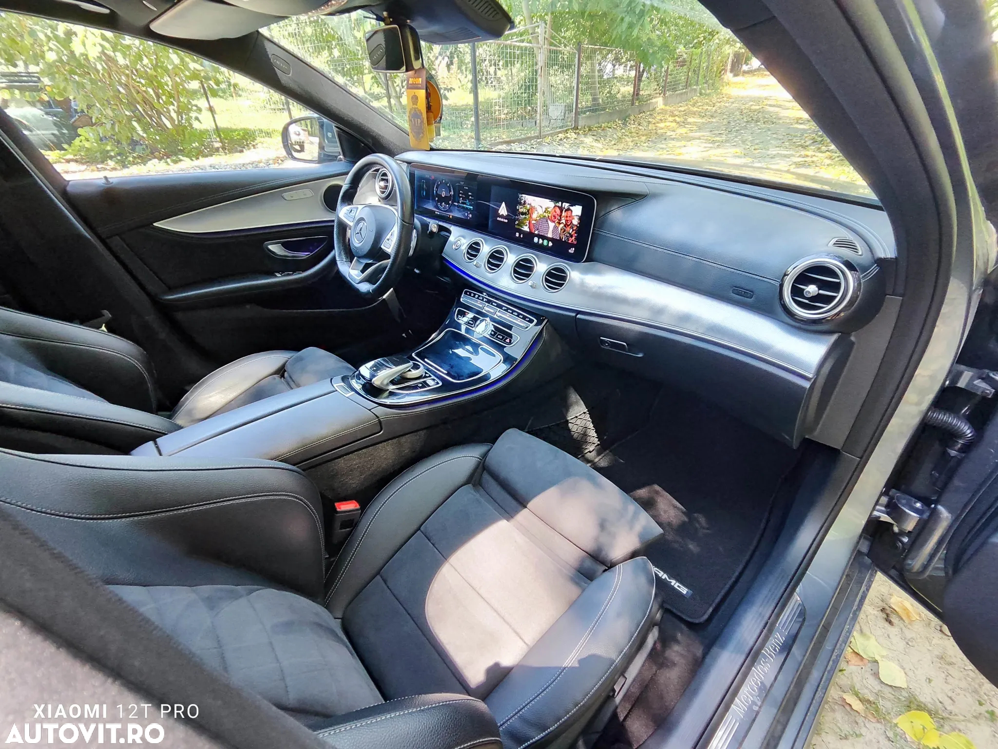 Mercedes-Benz E 220 d T 9G-TRONIC AMG Line - 31