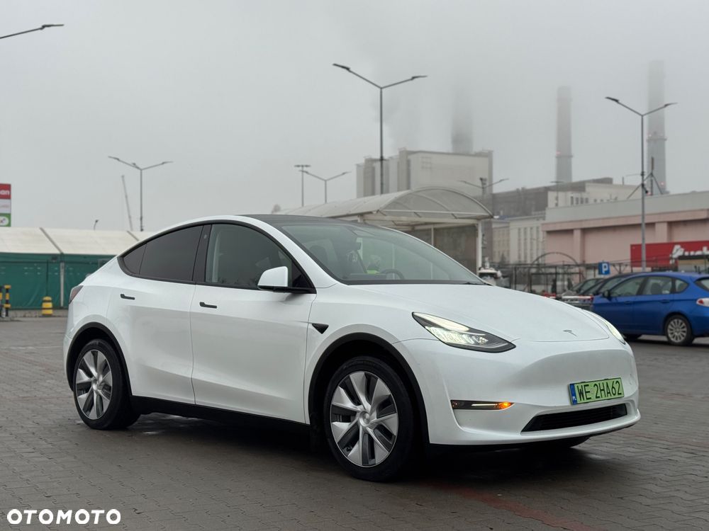 Tesla Y Long Range Dual Motor AWD - 7