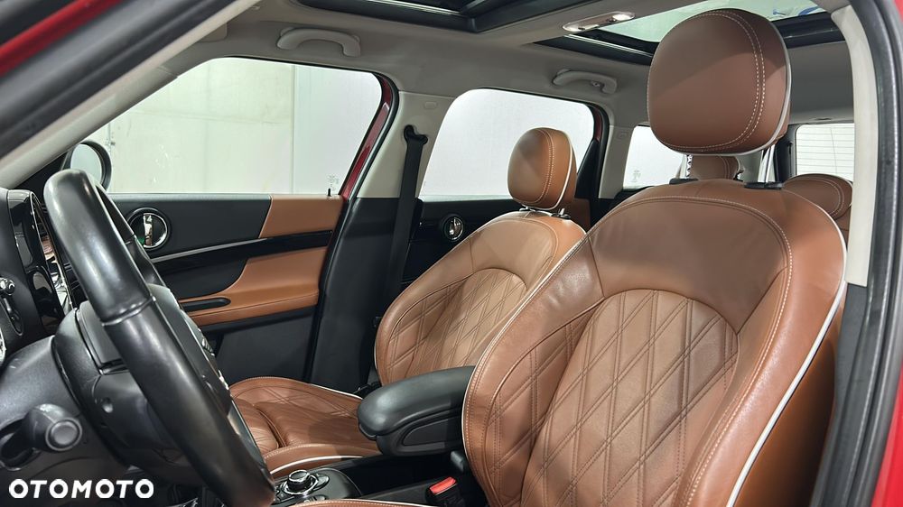 MINI Countryman Cooper Classic Trim - 11