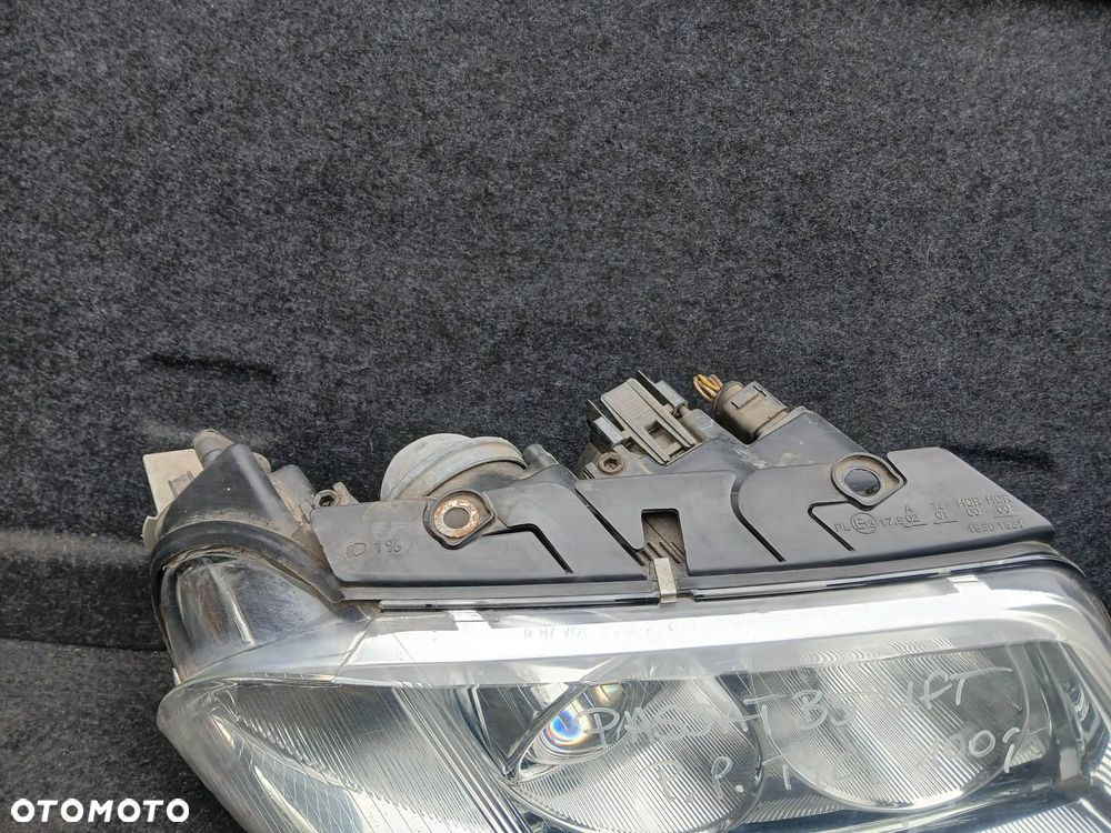 Volkswagen Passat B5 Lift lampa przednia prawa - 3