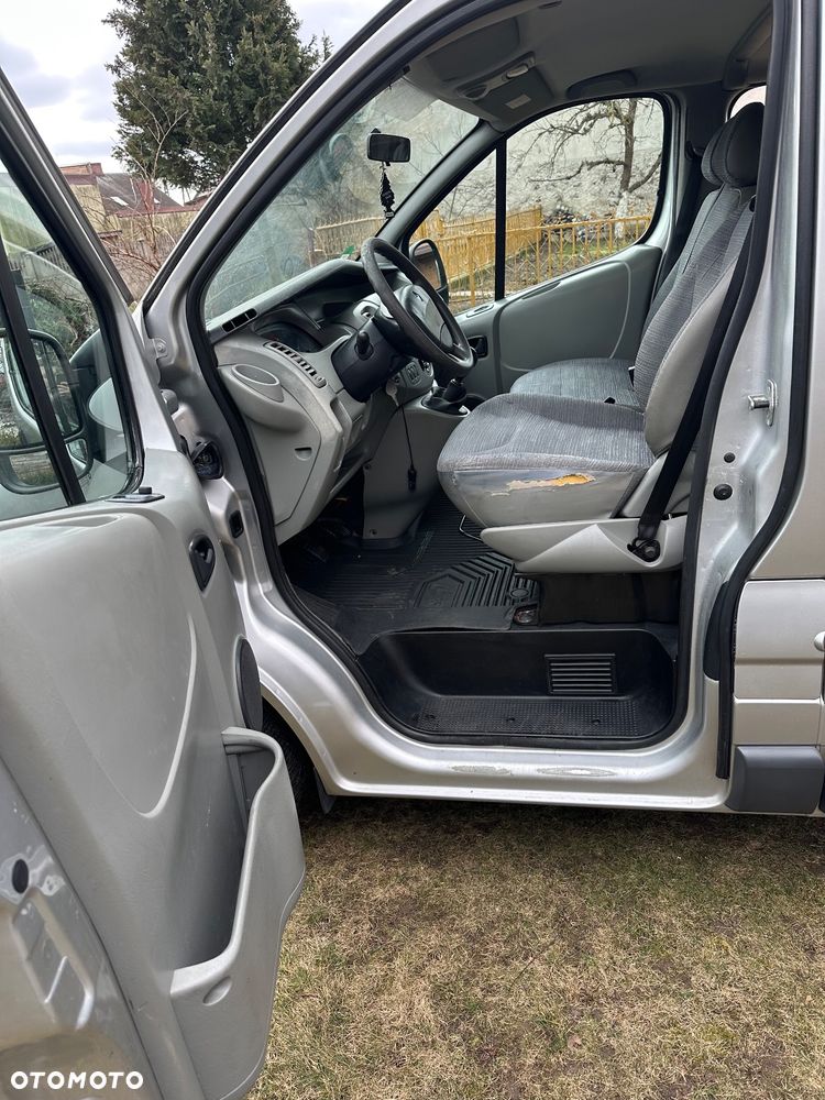 Renault Trafic - 9