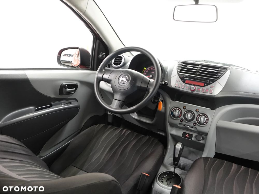 Nissan Pixo - 31