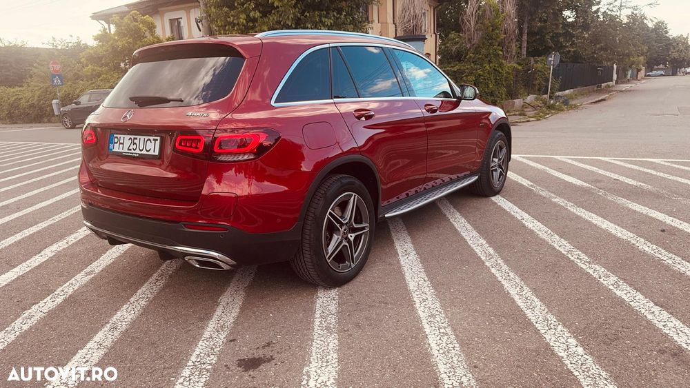 Mercedes-Benz GLC 300 de 4Matic 9G-TRONIC AMG Line - 11