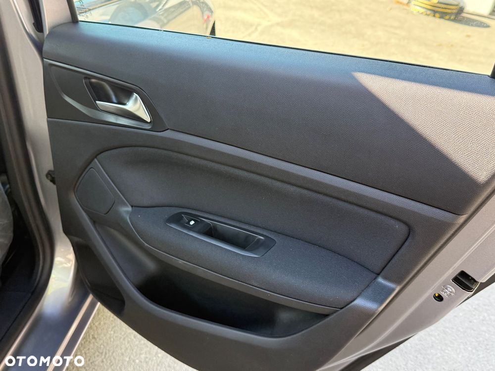 Peugeot 308 1.6 THP Active - 26