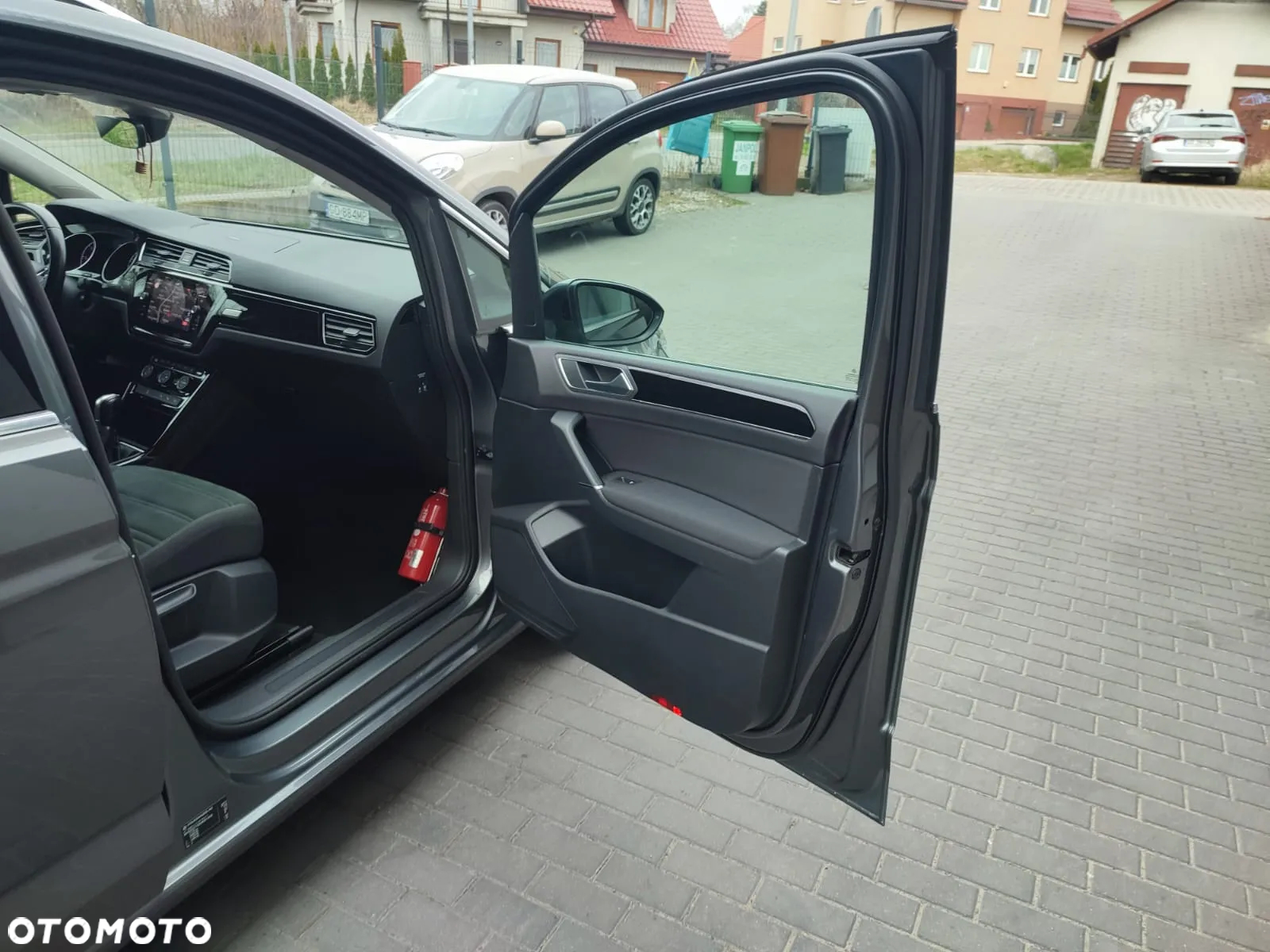 Volkswagen Touran 1.6 TDI SCR (BlueMotion Technology) DSG Comfortline - 10