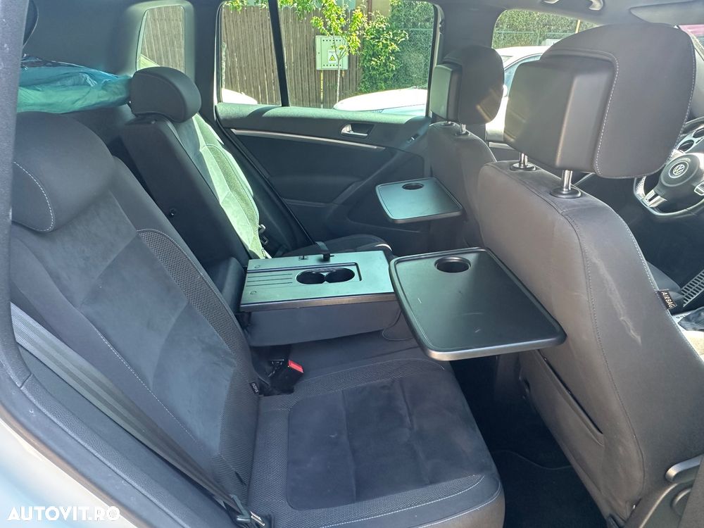 Volkswagen Tiguan - 11