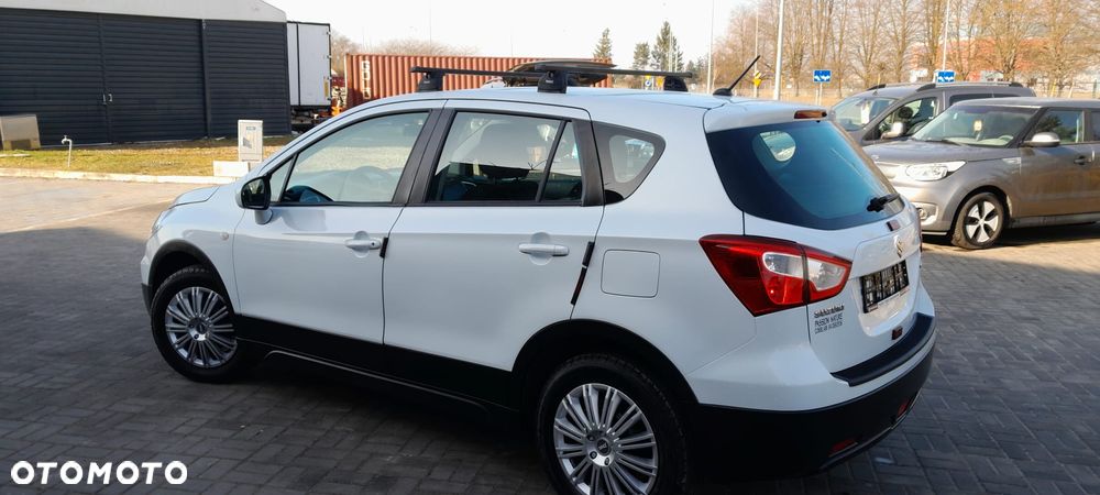 Suzuki SX4 S-Cross 1.6 Comfort - 35