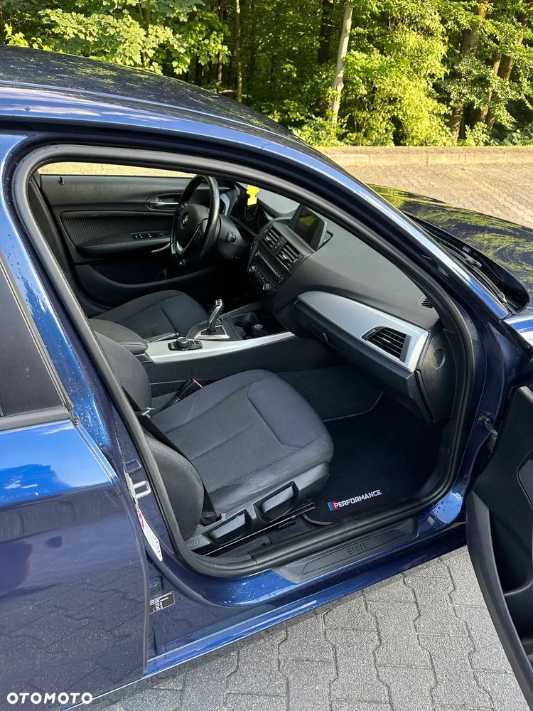 BMW Seria 1 125i - 11