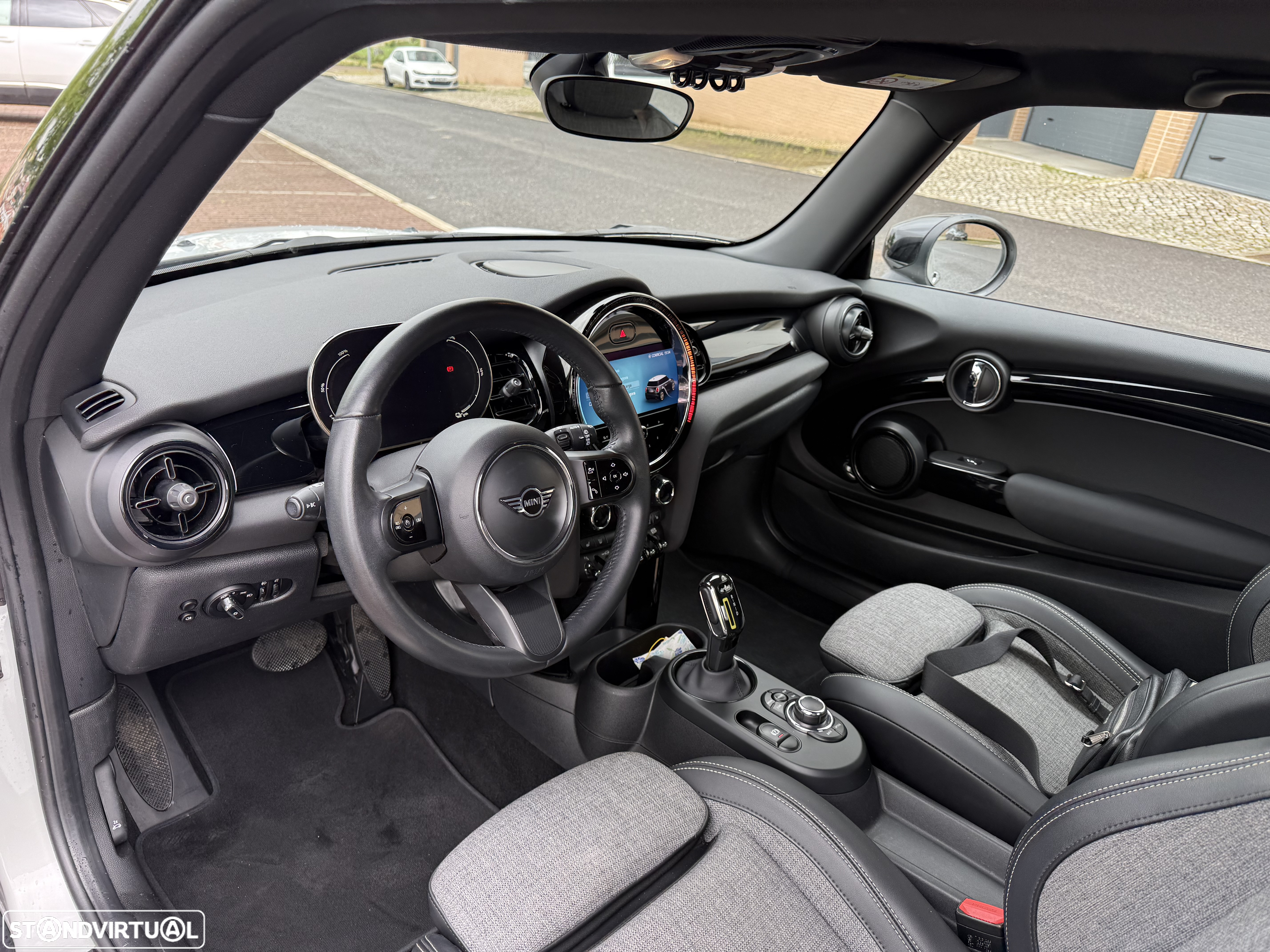 MINI 3 Portas Cooper SE - 18