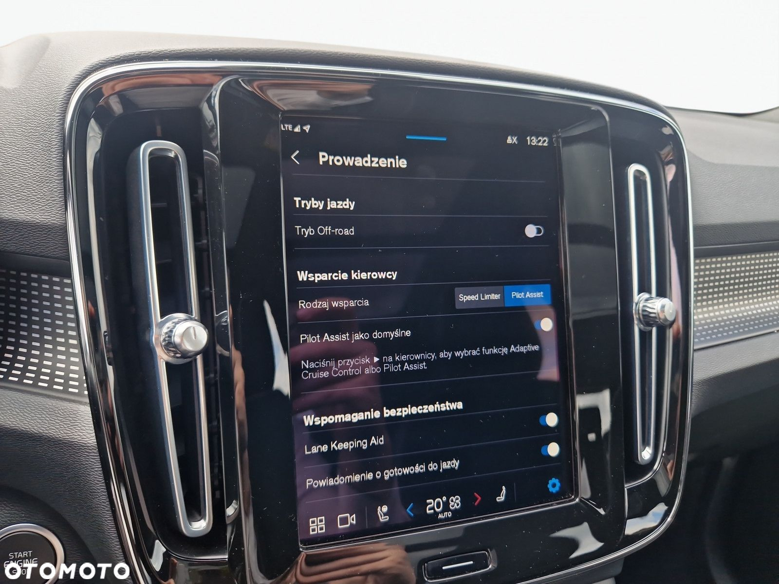 Volvo XC 40 - 26