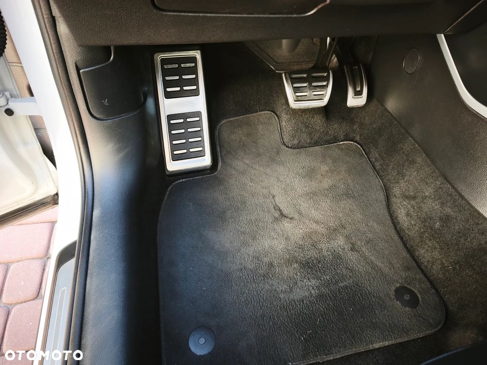 Audi Q2 - 22