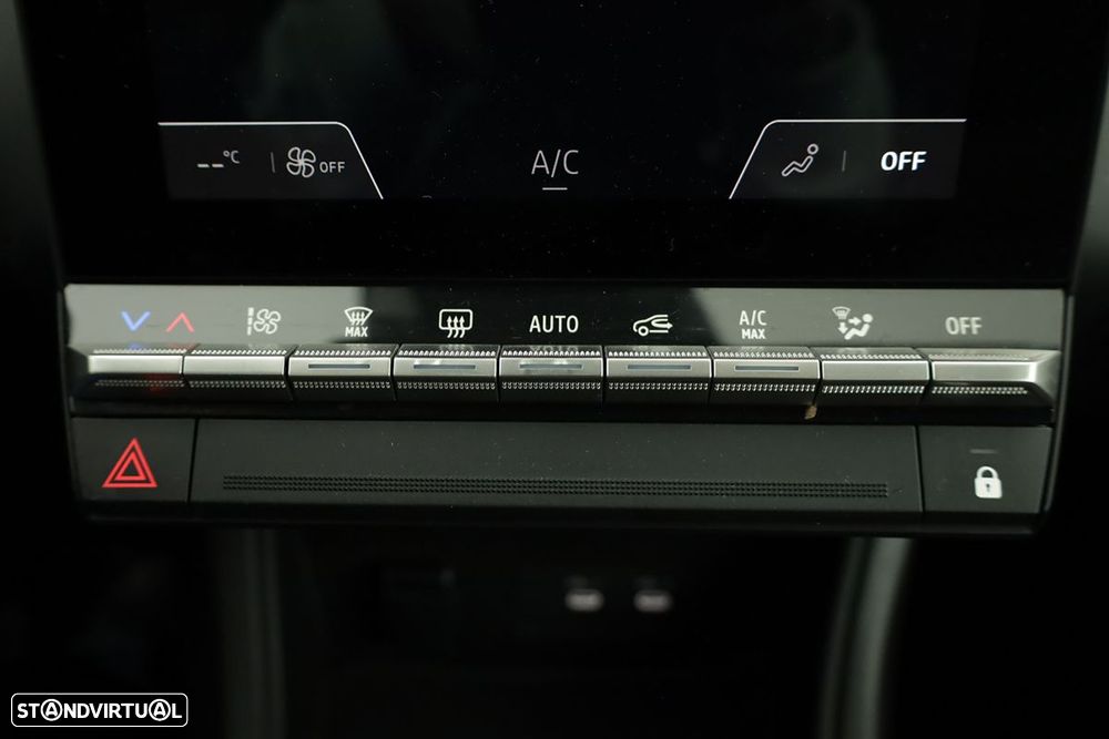 Renault Captur 1.0 TCe Techno Bi-Fuel - 12