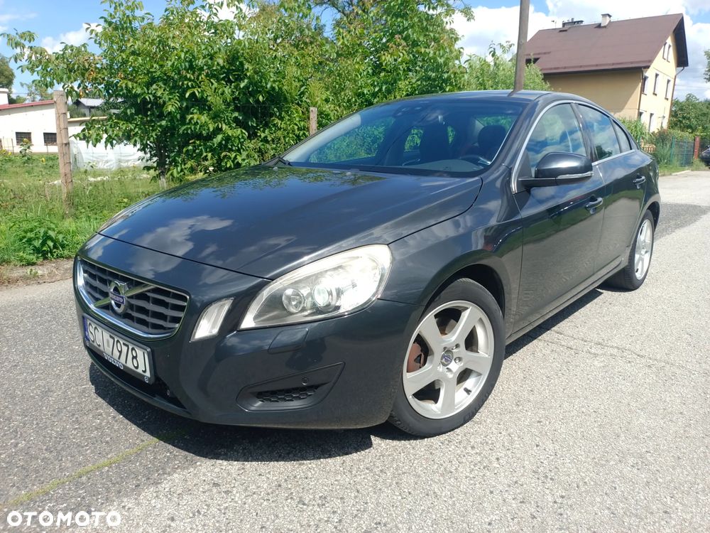 Volvo S60 - 1