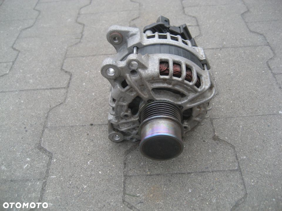 skoda octavia iii 3 1,4 tsi alternator bosch 04c903023l 140a - 2