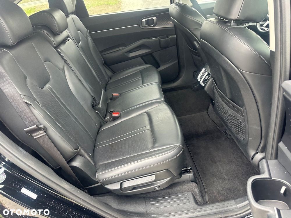 Kia Sorento - 7