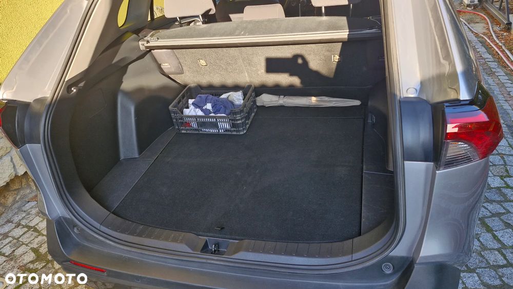 Toyota RAV4 - 7