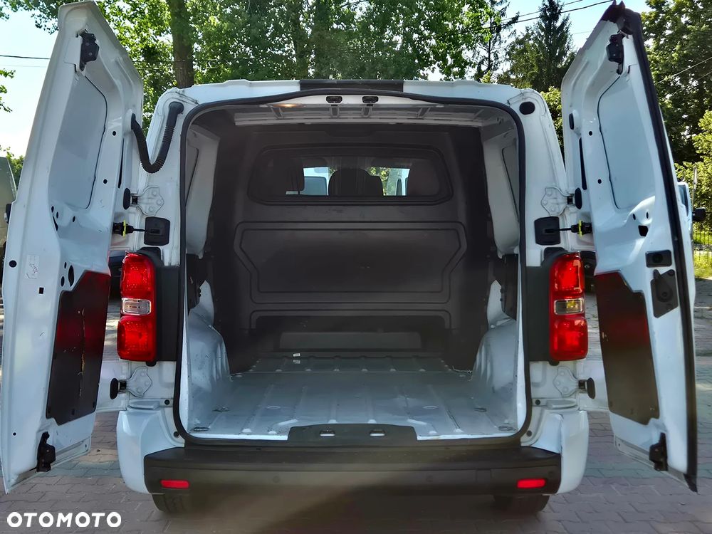 Opel Vivaro - 10