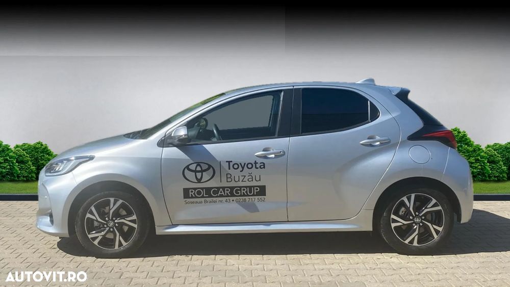 Toyota Yaris 1.5 VVT-i HSD Dynamic - 2