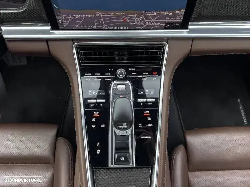 Porsche Panamera - 16