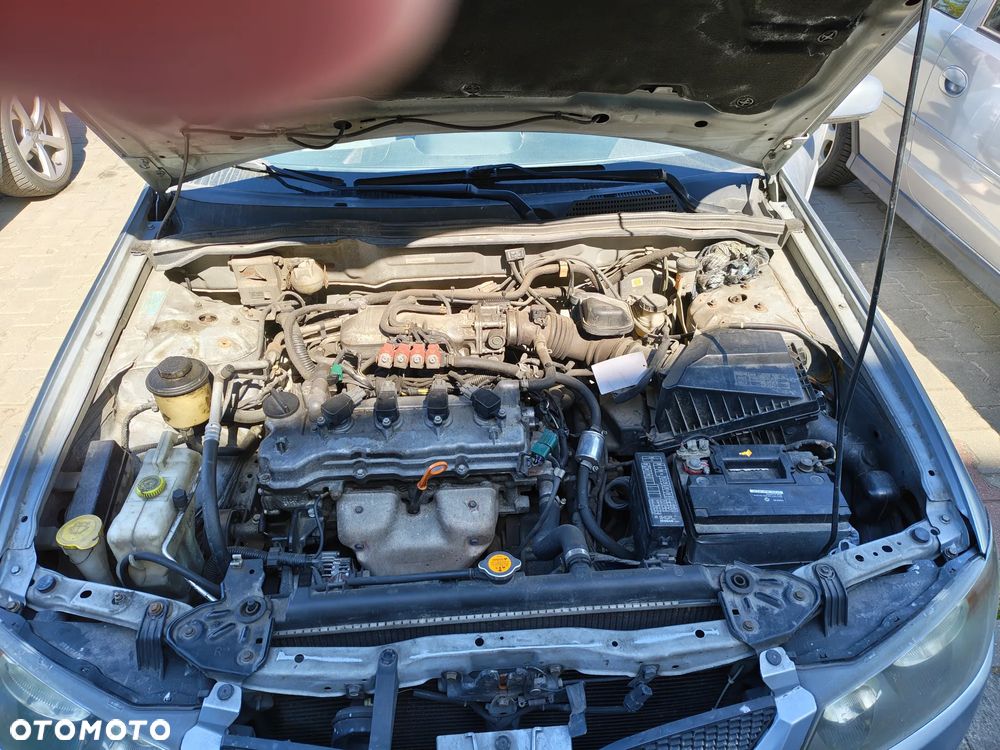 Nissan Almera 1.8 Tekna - 4
