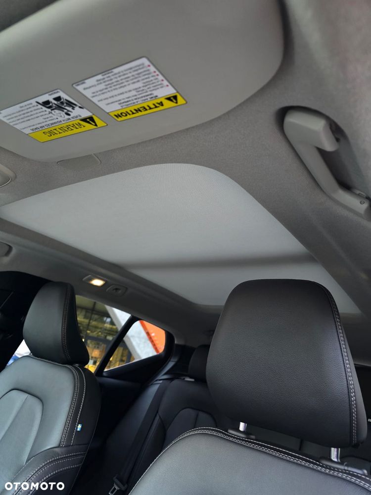 Volvo XC 40 B5 B AWD Ultimate Bright - 25