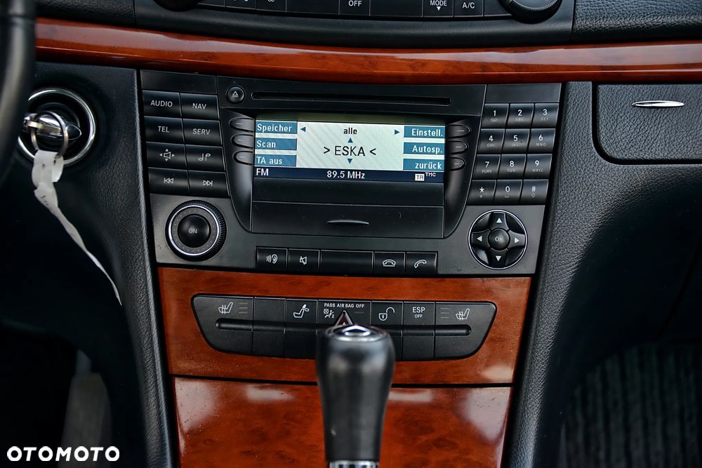 Mercedes-Benz Klasa E - 36