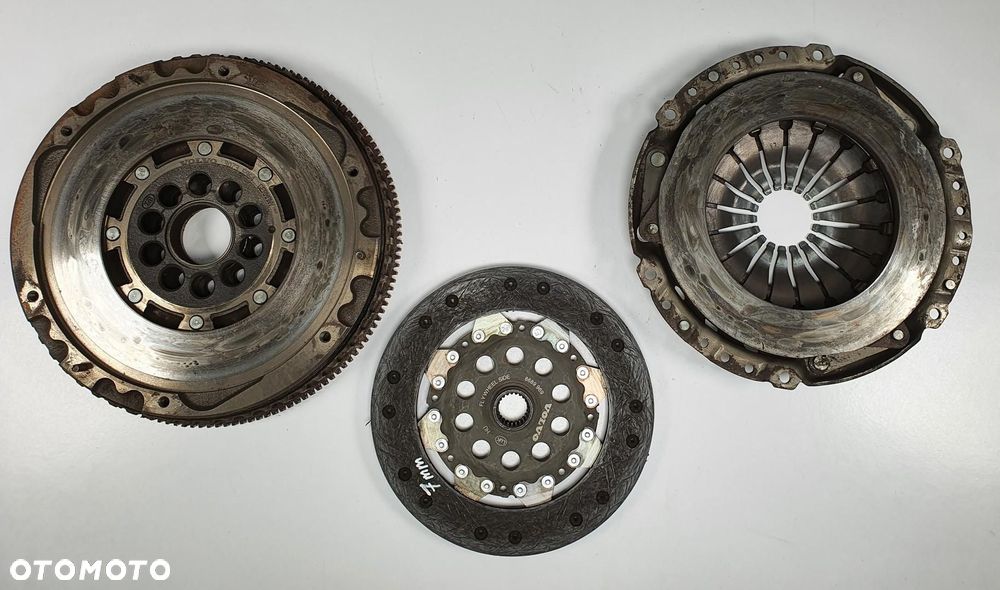 SPRZĘGŁO KOMPLETNE VOLVO V70 II 2.4 B 30735964 8689969 - 1