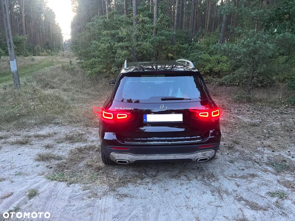 Mercedes-Benz GLB 200 d 8G-DCT Progressive - 4