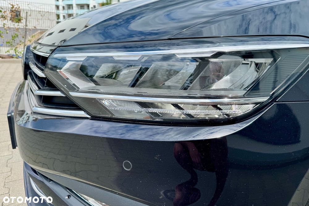 Volkswagen Passat 2.0 TDI SCR DSG Business - 30
