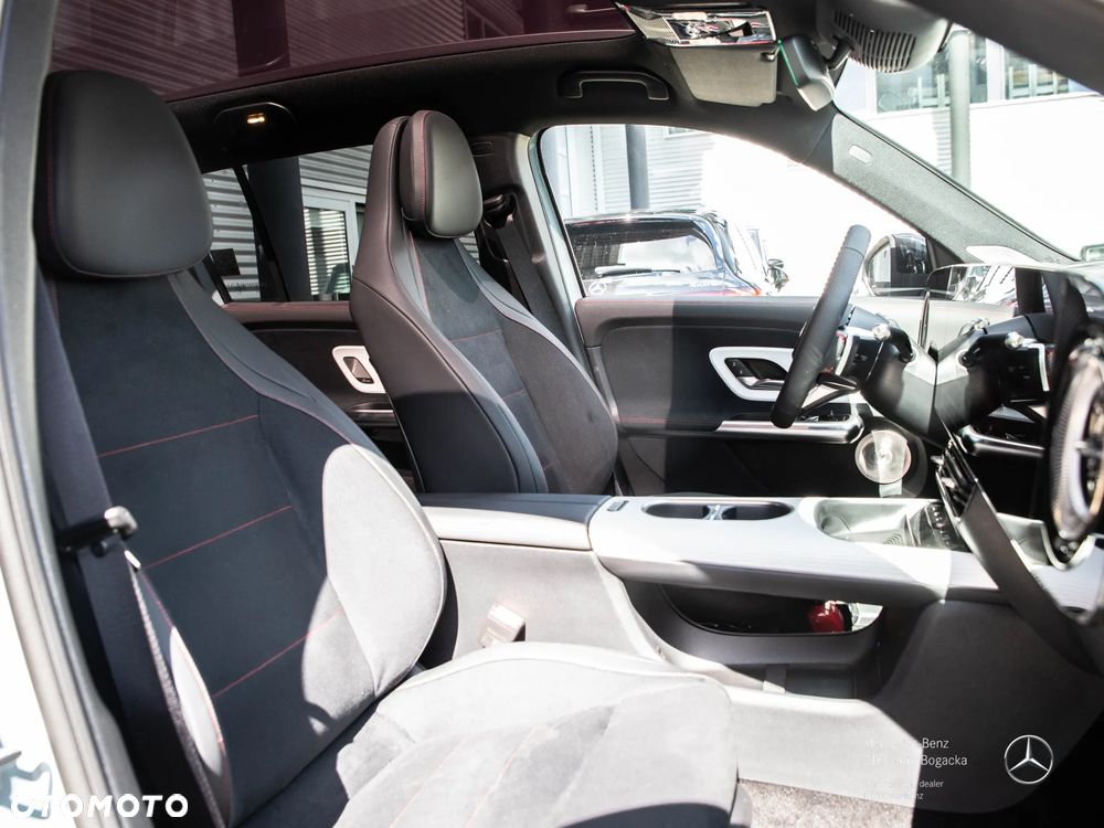 Mercedes-Benz GLB 250+ EQ 85kWh - 7