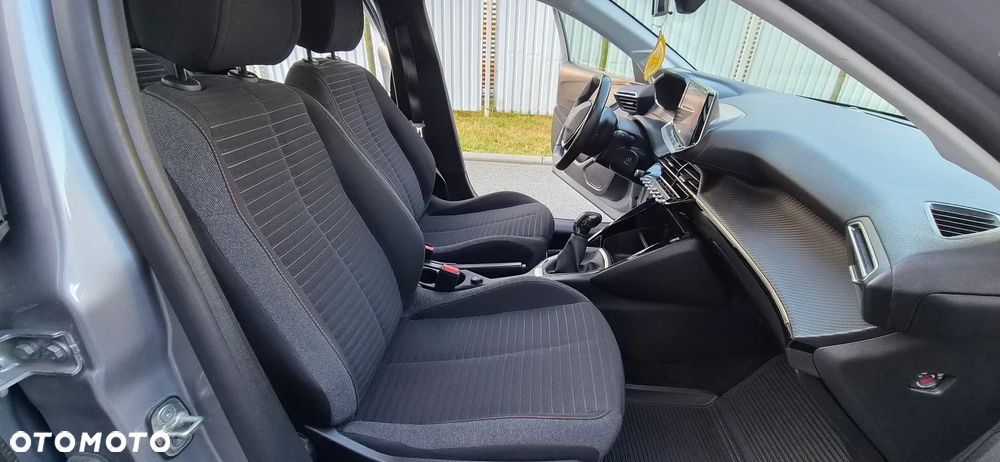 Peugeot 208 1.2 PureTech Active Pack S&S - 17