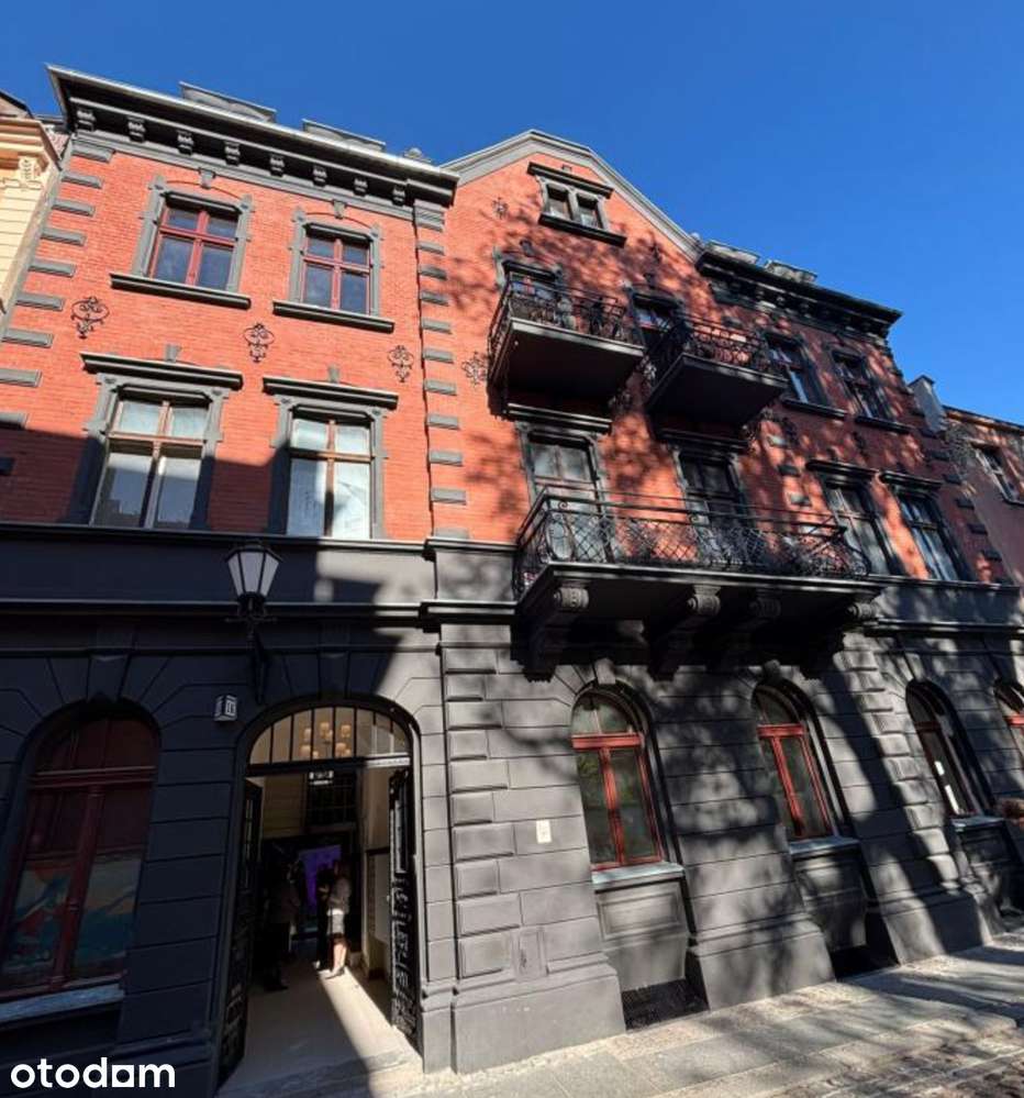 Przedzamcze 16. Świetna lokalizacja! Balkon.
